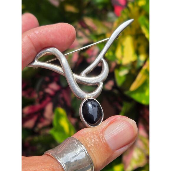 Vintage Taxco Mexico Abstract Modernist Sterling Silver & Black Onyx Brooch/Pin - Picture 1 of 8